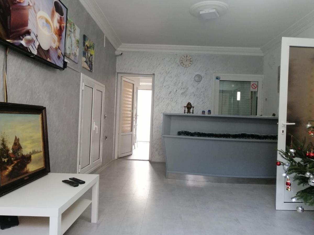 River Hostel Beograd Bagian luar foto