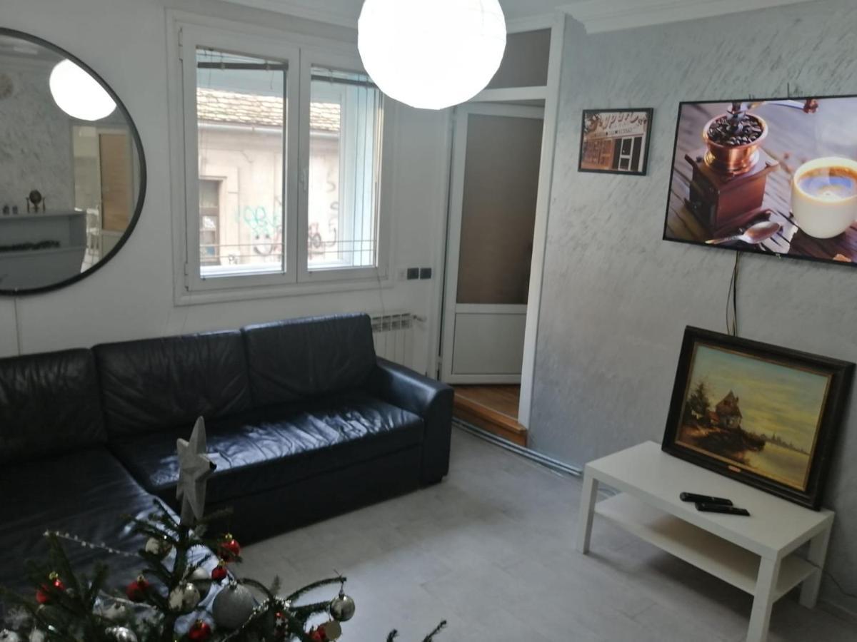 River Hostel Beograd Bagian luar foto