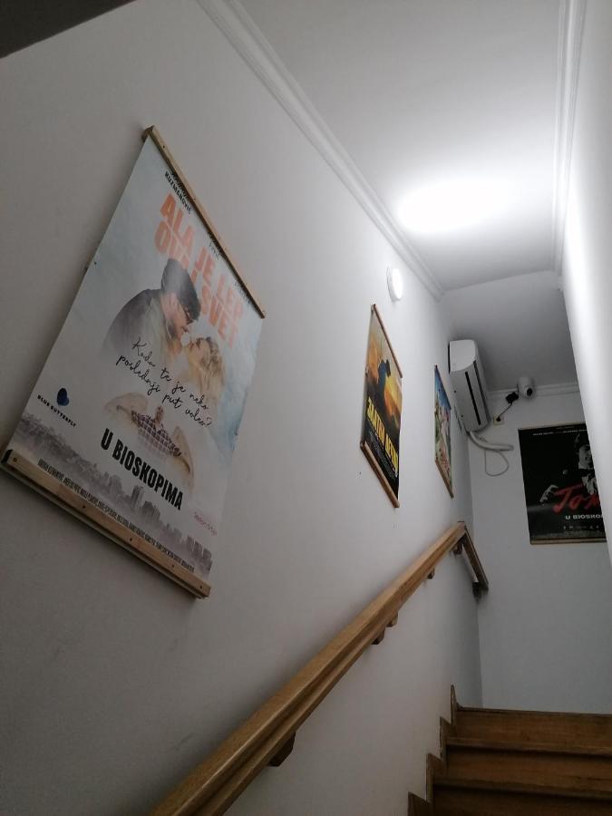 River Hostel Beograd Bagian luar foto